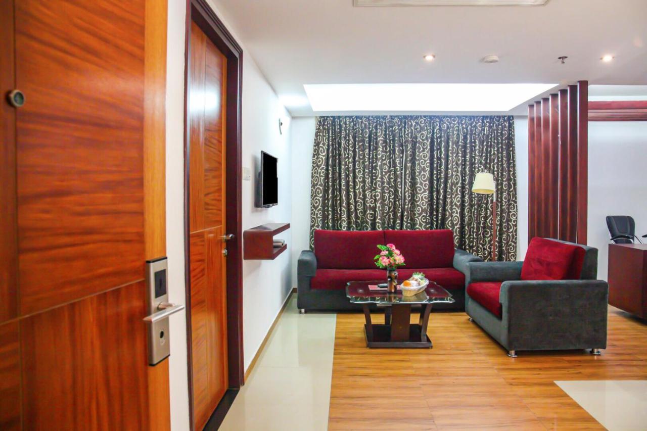 Fabhotel White Dammar Thiruvananthapuram Εξωτερικό φωτογραφία