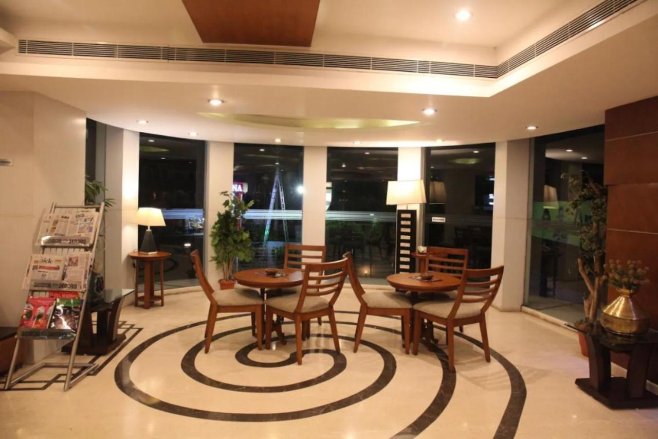 Fabhotel White Dammar Thiruvananthapuram Εξωτερικό φωτογραφία